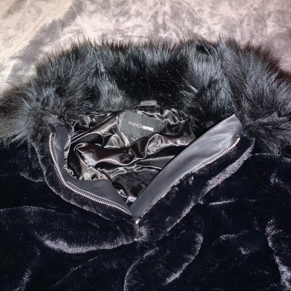 Fashion Nova High Status Faux Fur Bomber Jacket - Picture 7 of 7